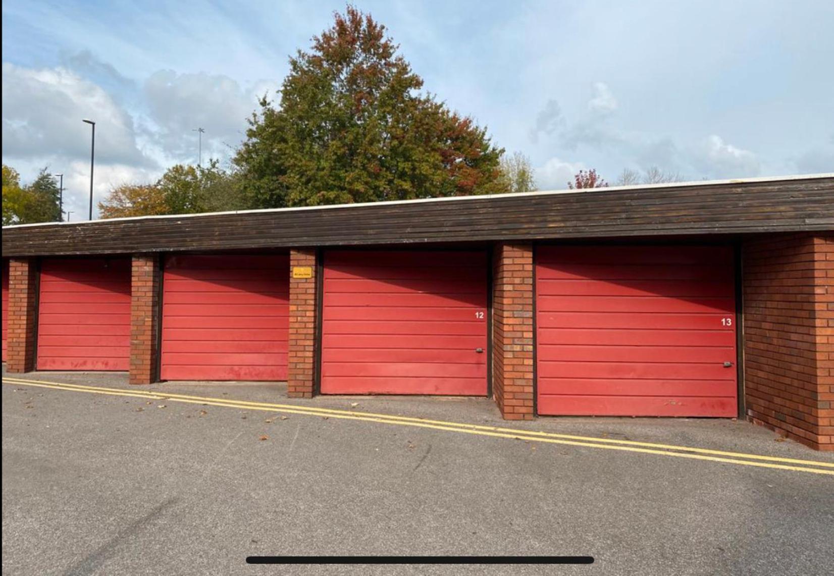 Two-Bedroom Flat Close To Uni & Shopping Center With Free Parking Coventry Bagian luar foto