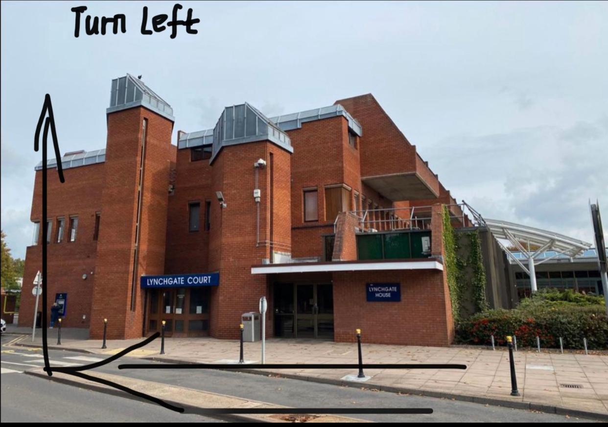 Two-Bedroom Flat Close To Uni & Shopping Center With Free Parking Coventry Bagian luar foto