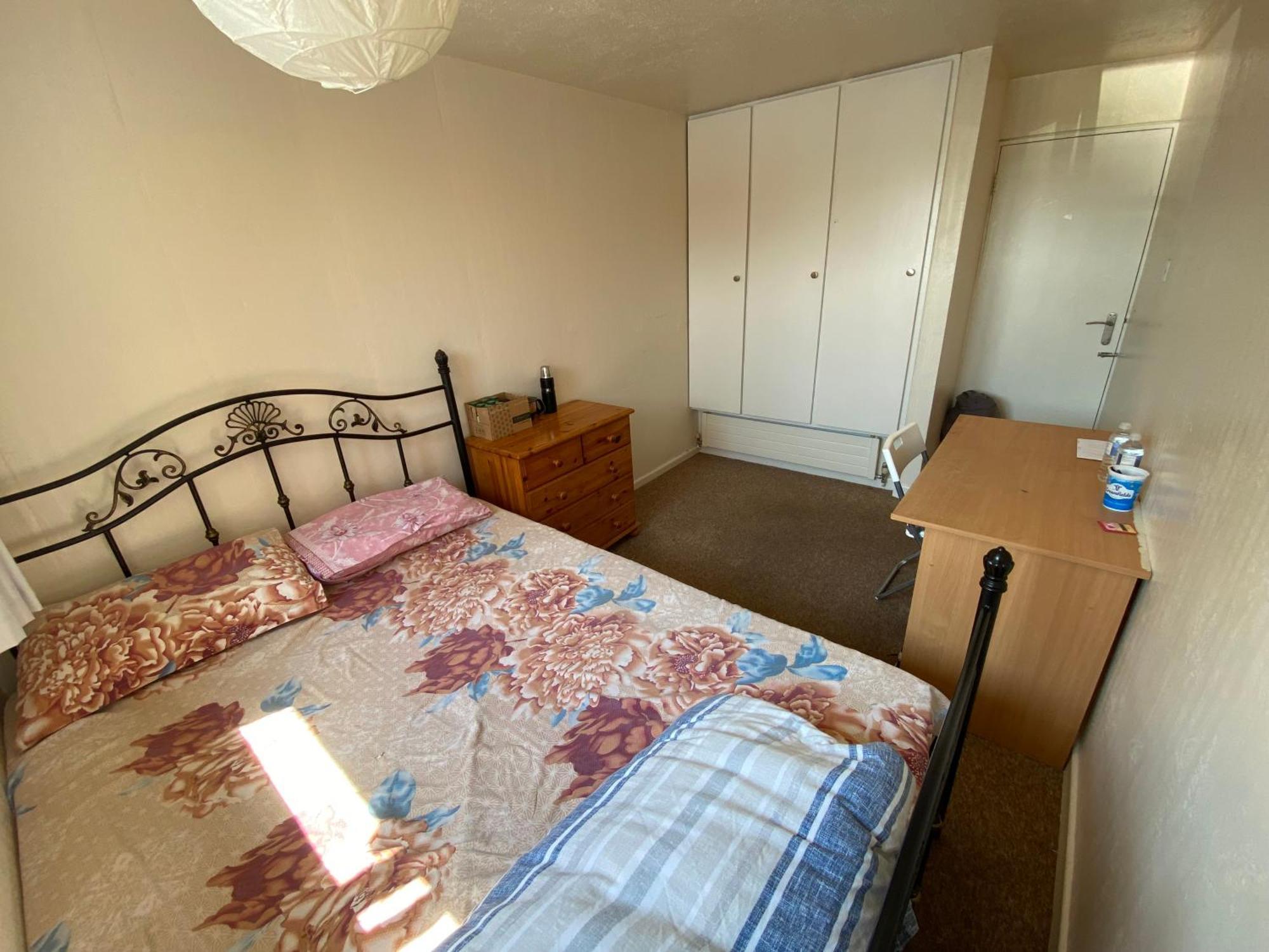 Two-Bedroom Flat Close To Uni & Shopping Center With Free Parking Coventry Bagian luar foto